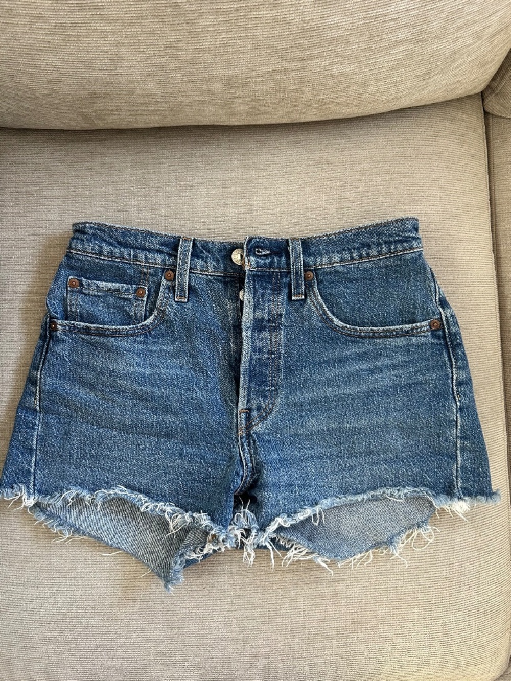 Levis 501 Original Fit High Rise Women's Shorts - Blue - 26